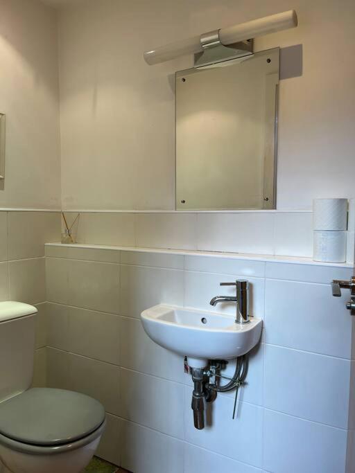 Gorgeous 2 Bed Loft Style Apartment Manchester Extérieur photo